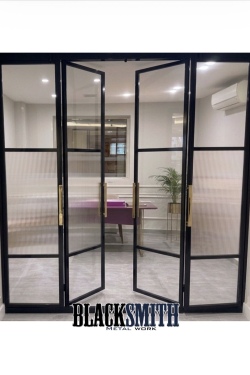 EMAD ATALLA ARTISTIC IRON DOOR