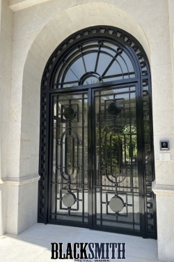 NANA MOSA OUTDOOR DECORATIVE IRONWORK