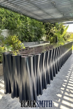 RAMY MOUNIR LUXURY METAL FINISHES PERGOLA BAR